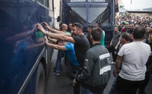 Izbio incident: Stanovnici Lezbosa traže premještanje izbjeglica